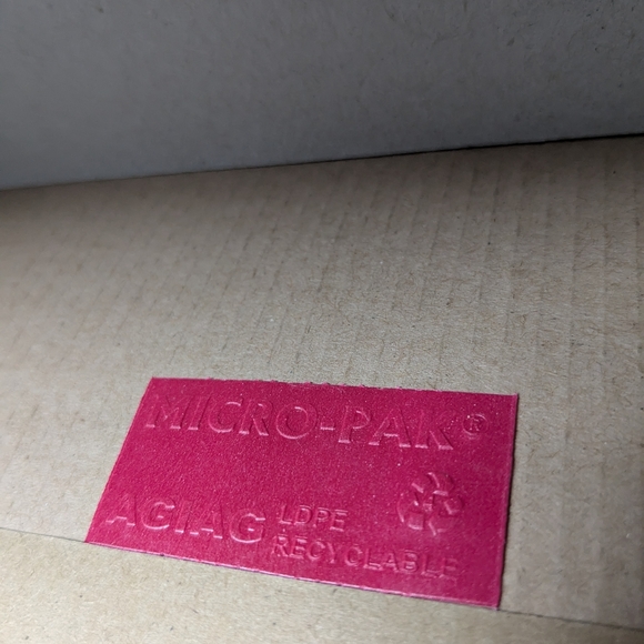 Denver Hayes Women's Sandals. White. Size EUR 41, US 10. NWT. - Picture 4 of 6